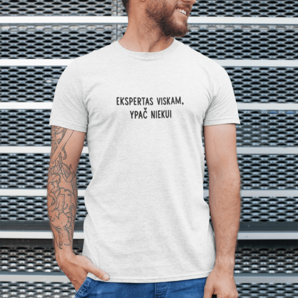 Vyriški marškinėliai „Eksptertas viskam" – Balta